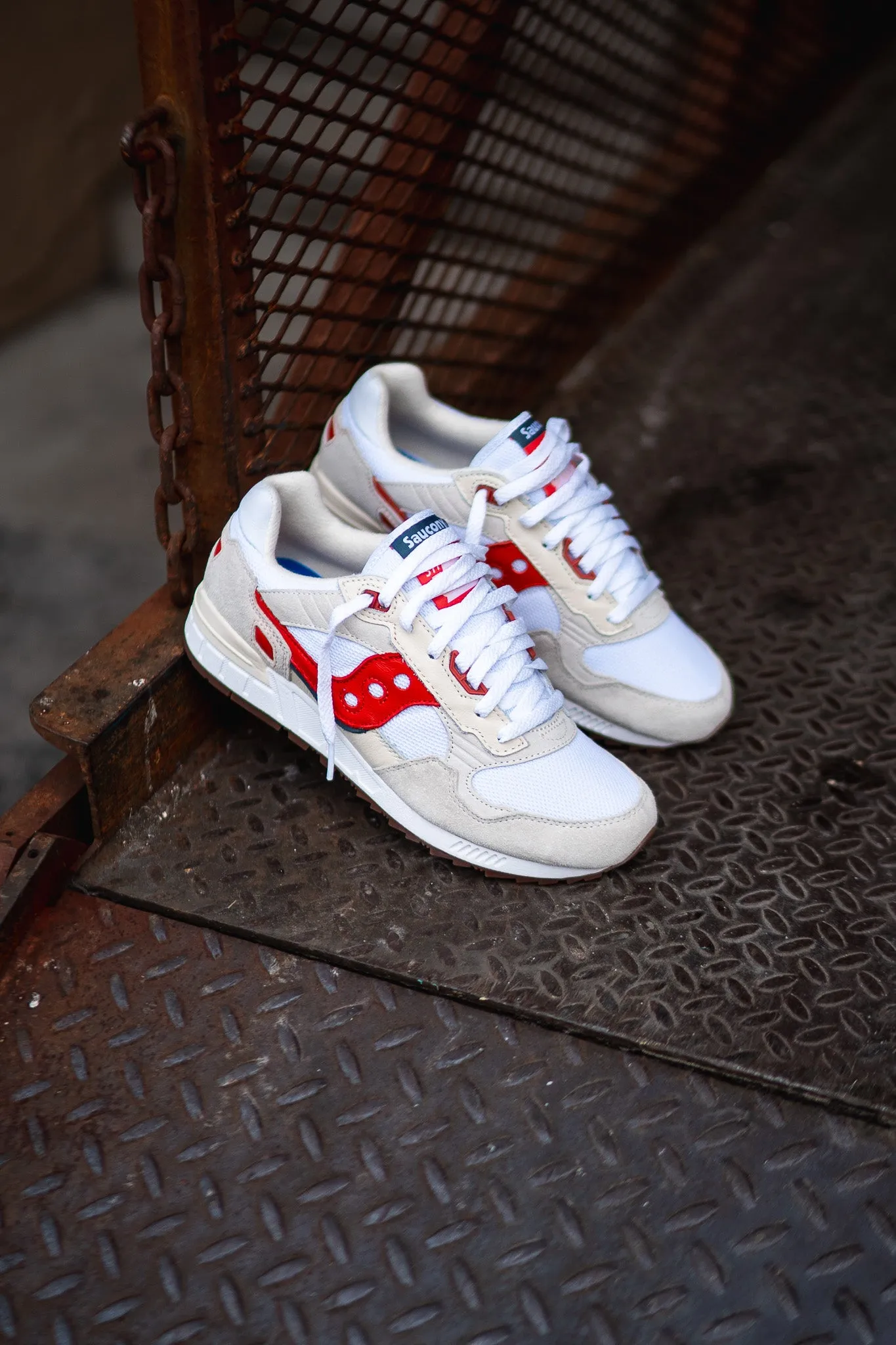 Mens Saucony Shadow 5000 (White/Red)