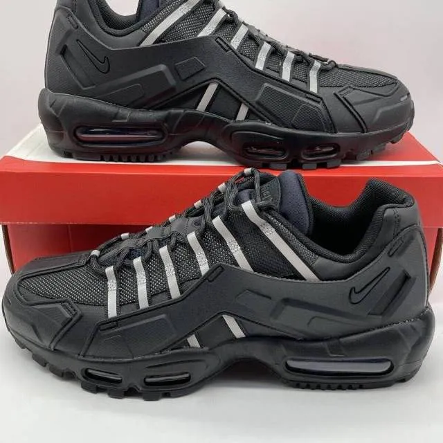 Nike air max 95 ndstrkt black reflective