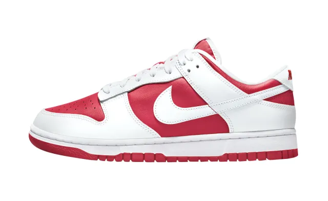 Nike dunk low championship red