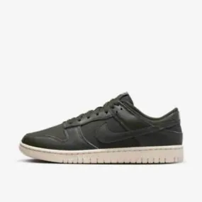 Nike dunk low premium sequoia