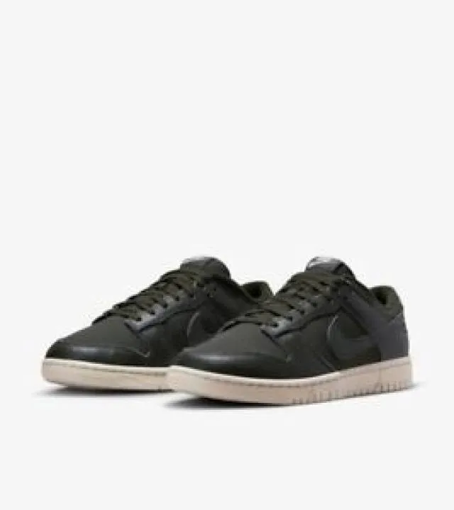 Nike dunk low premium sequoia