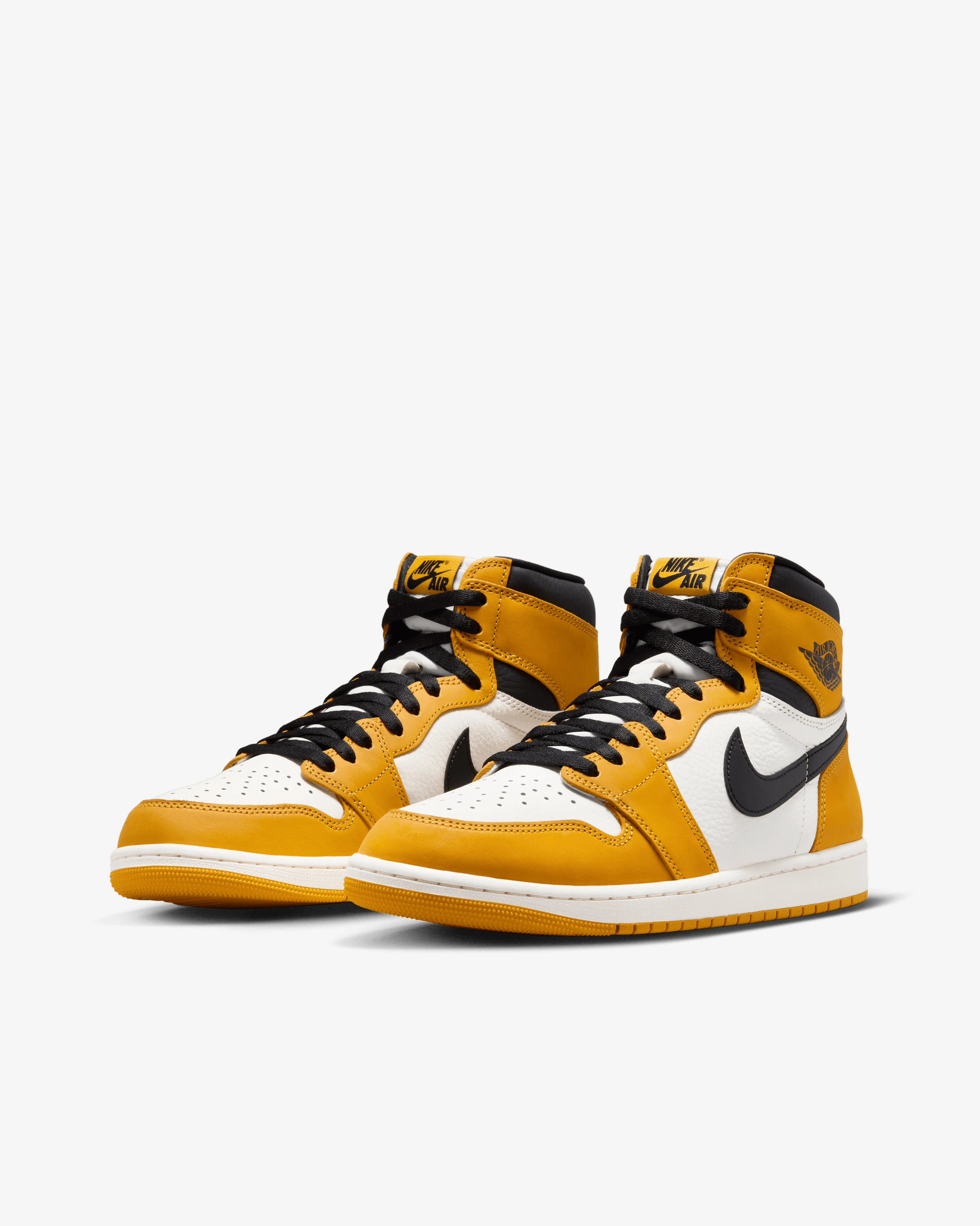 Nike  Men's Air Jordan 1 Retro High OG DZ5485-701 