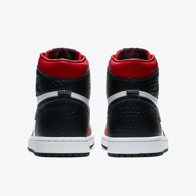 Nike Women's Air Jordan 1 Retro High OG (Satin Red/ Univ...